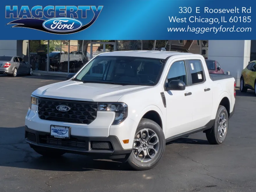 2025 Ford Maverick XLT photo 1