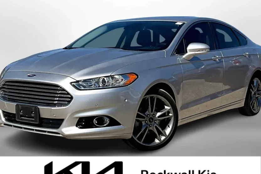 2013 Ford Fusion Titanium photo 1
