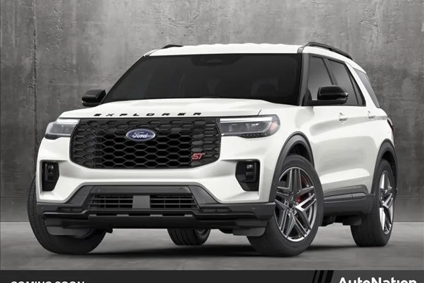 2025 Ford Explorer ST photo 1
