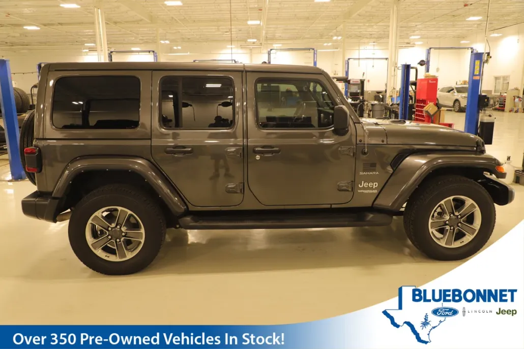 2022 Jeep Wrangler Unlimited Sahara photo 1