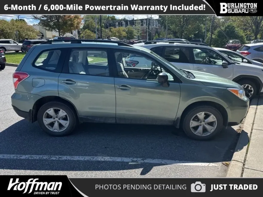 2016 Subaru Forester 2.5i photo 1