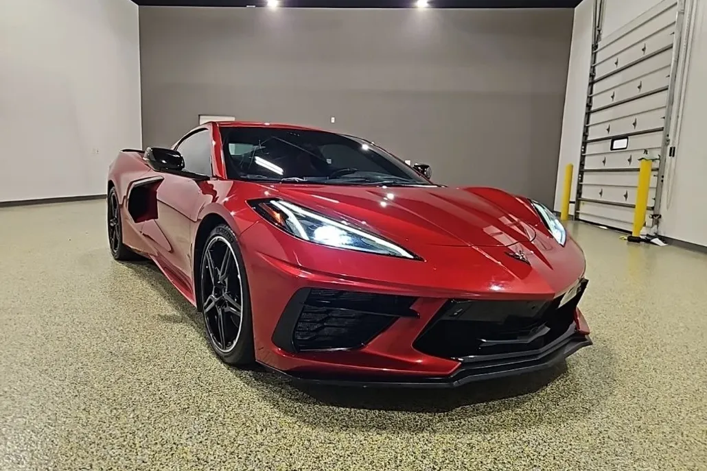 2022 Chevrolet Corvette Stingray Coupe 2LT photo 1