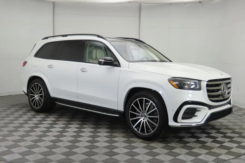 2026 Mercedes Benz GLS 580 4MATIC photo 1