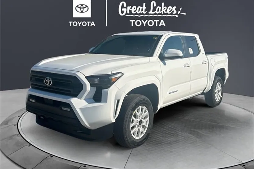 2025 Toyota Tacoma SR5 Double Cab photo 1