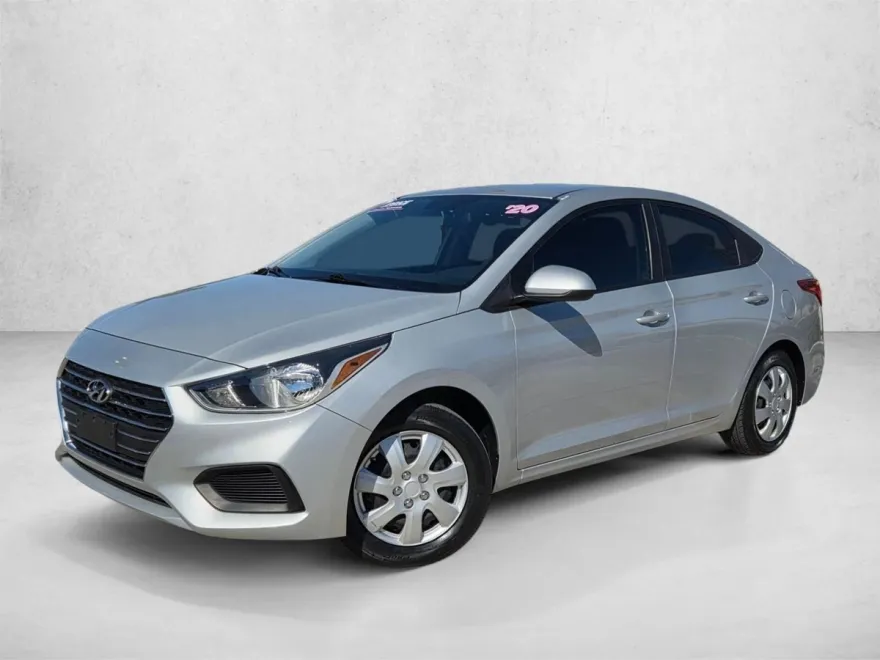 2020 Hyundai Accent SE photo 1