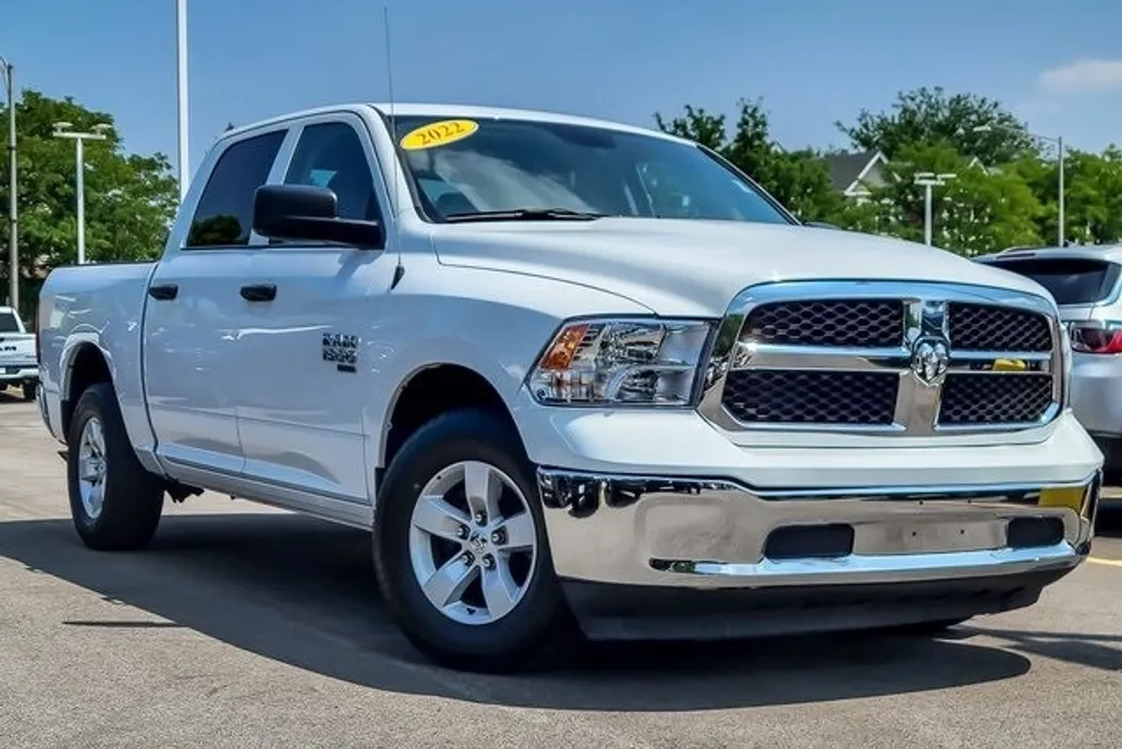 2022 Ram 1500 Classic SLT photo 1