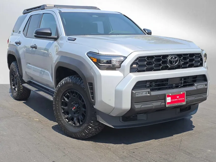 2025 Toyota 4Runner TRD photo 1