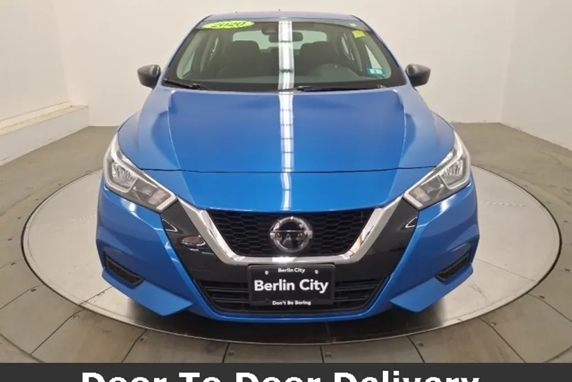 2020 Nissan Versa 1.6 S photo 1