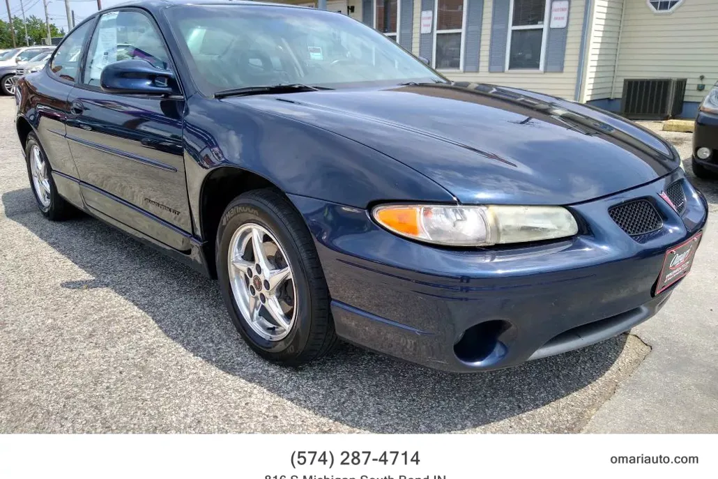 2002 Pontiac Grand Prix GT photo 1