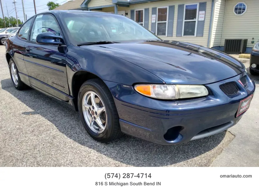 2002 Pontiac Grand Prix GT photo 1