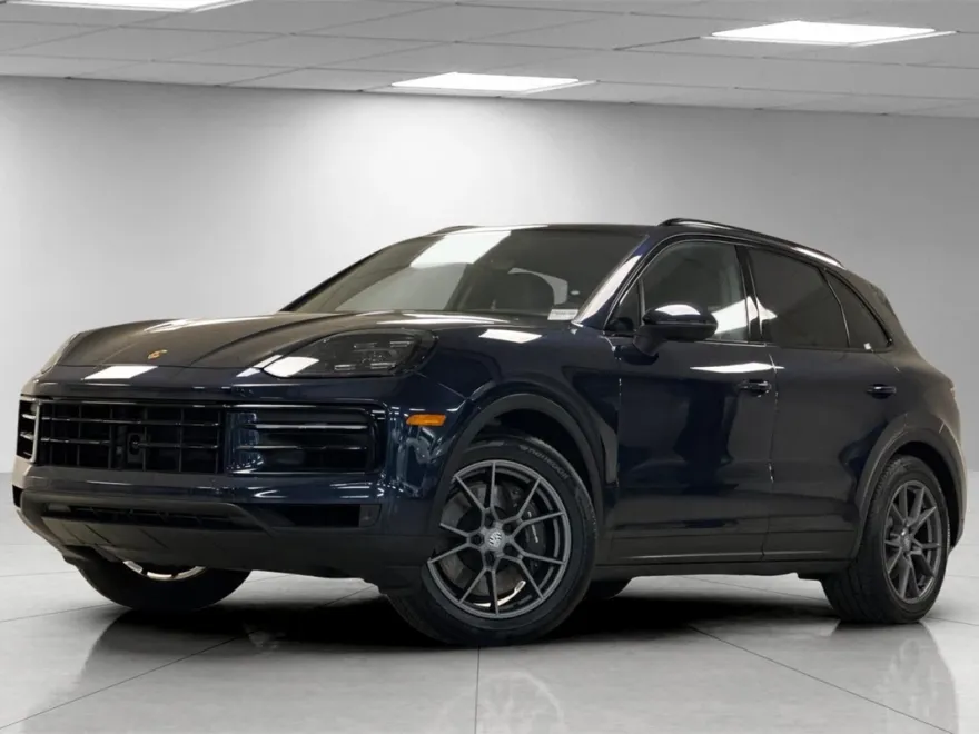 2024 Porsche Cayenne photo 1