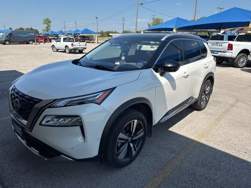 2021 Nissan Rogue Platinum AWD photo 1