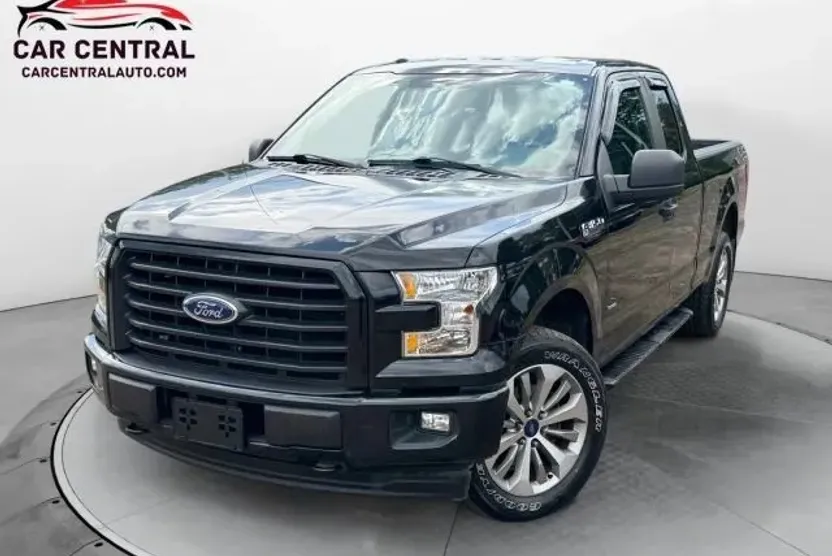 2017 Ford F-150 XL photo 1