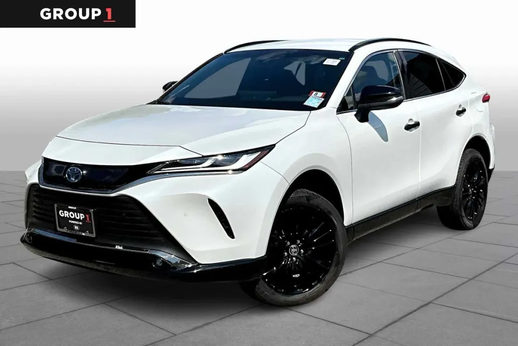 2024 Toyota Venza photo 1