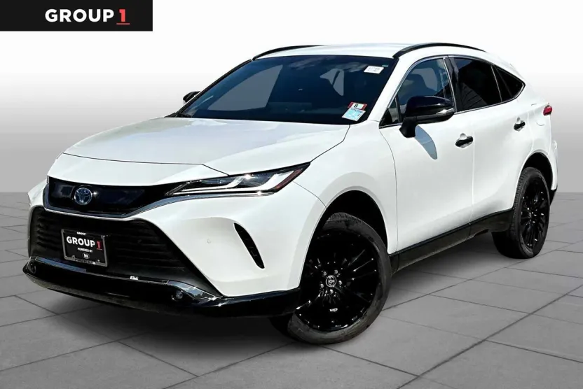 2024 Toyota Venza photo 1