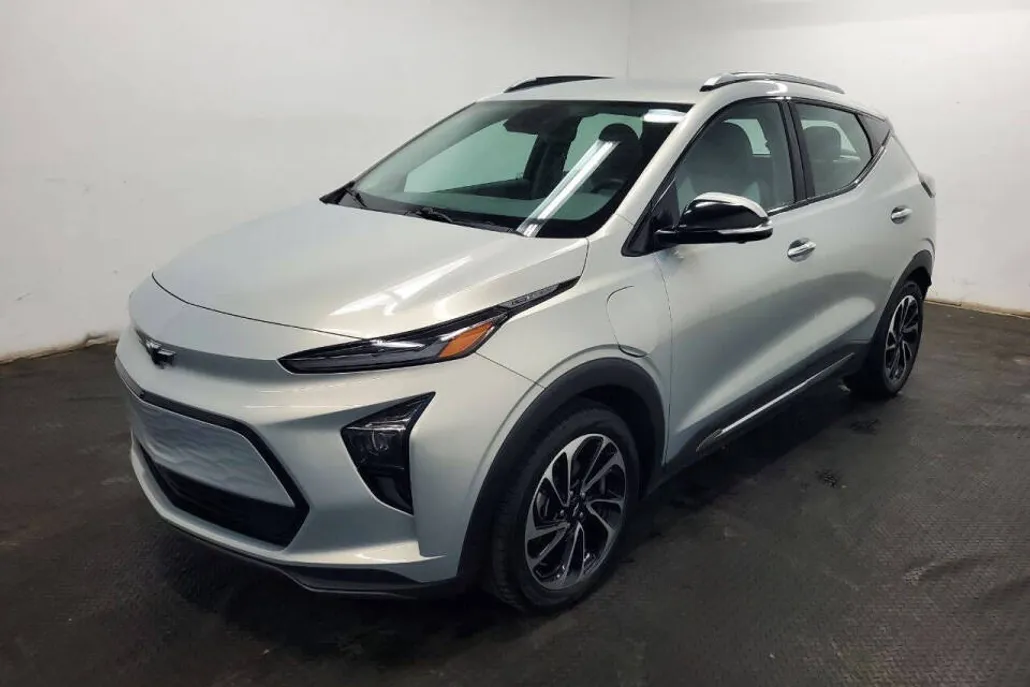 2023 Chevrolet Bolt EUV Premier photo 1