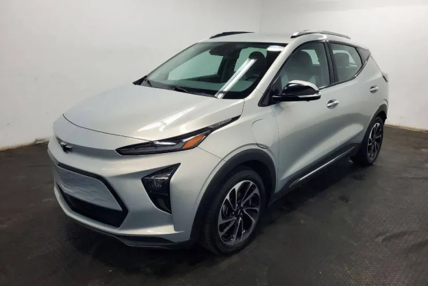 2023 Chevrolet Bolt EUV Premier photo 1