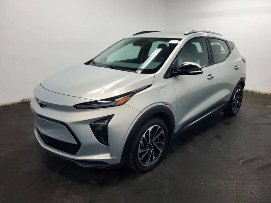 2023 Chevrolet Bolt EUV Premier photo 1