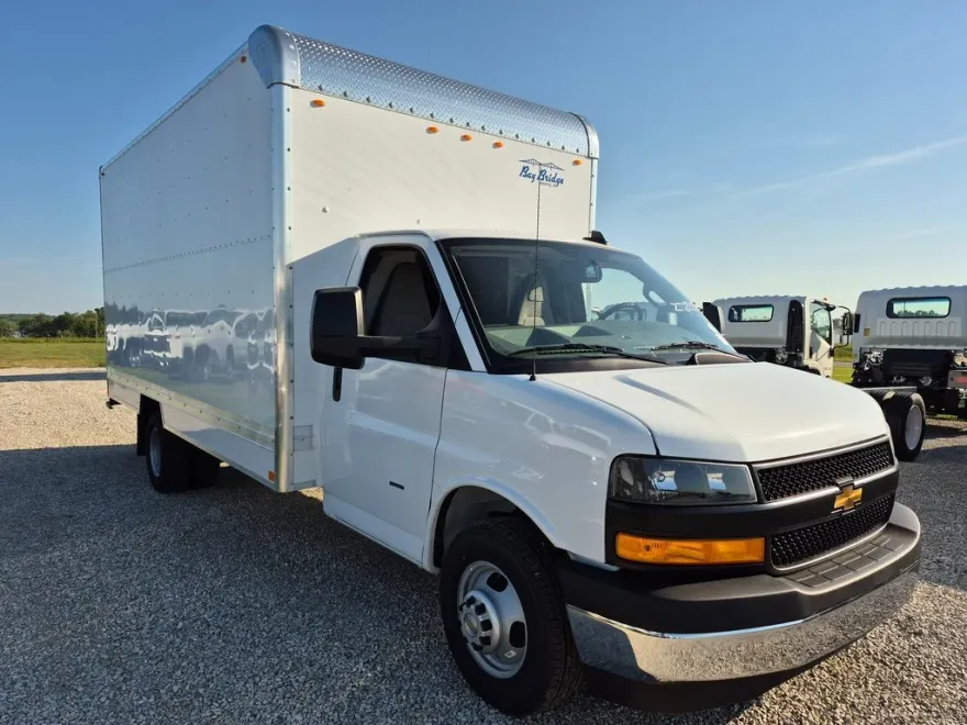 2025 Chevrolet Express 3500 Cutaway Van photo 1