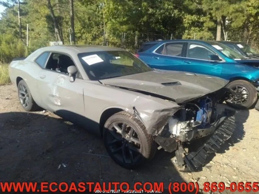 2019 Dodge Challenger SXT photo 1