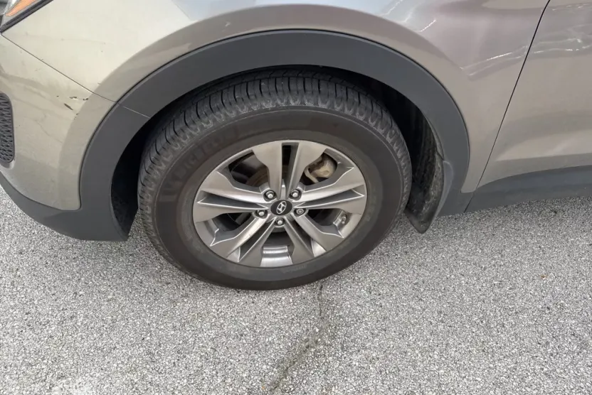 2016 Hyundai Santa Fe Sport Base photo 1