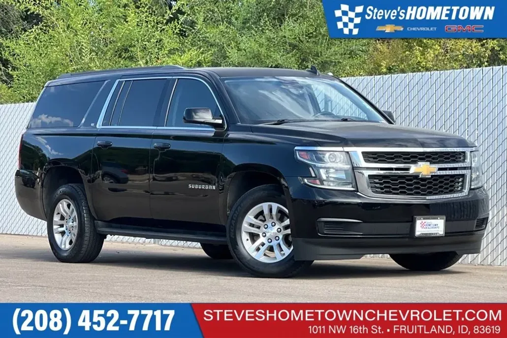 2018 Chevrolet Suburban LT photo 1