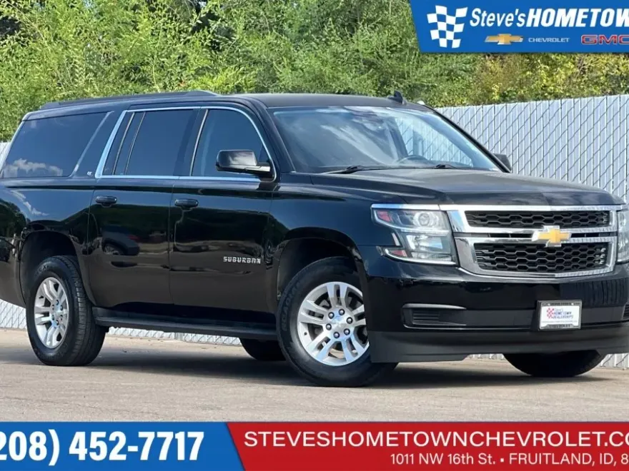 2018 Chevrolet Suburban LT photo 1