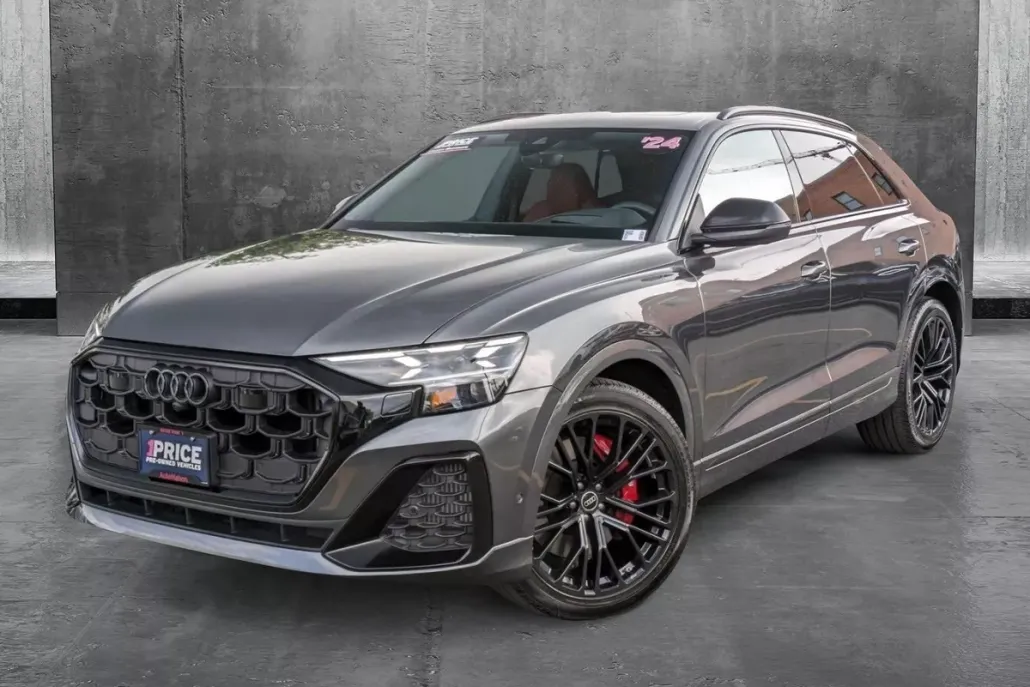 2024 Audi SQ8 Premium Plus photo 1