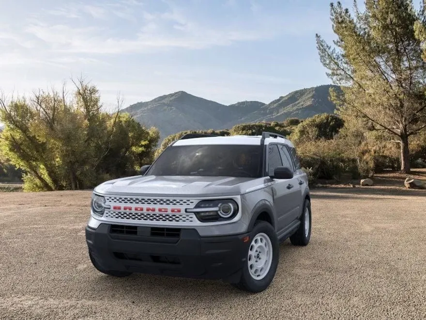 2025 Ford Bronco Sport Heritage photo 1