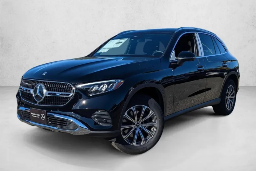 2025 Mercedes Benz GLC 300 4MATIC photo 1