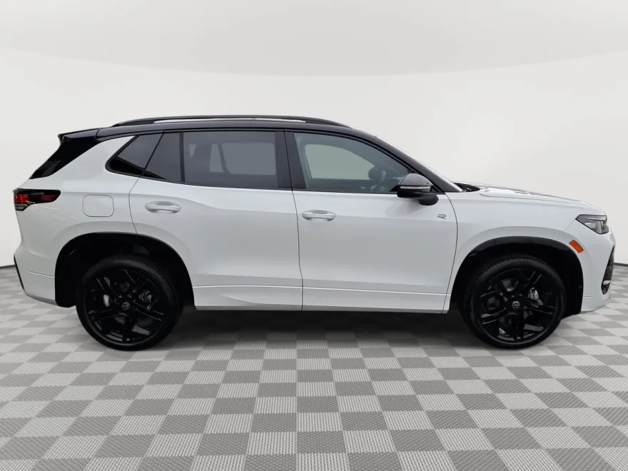 2025 Volkswagen Tiguan SE R-Line Black photo 1