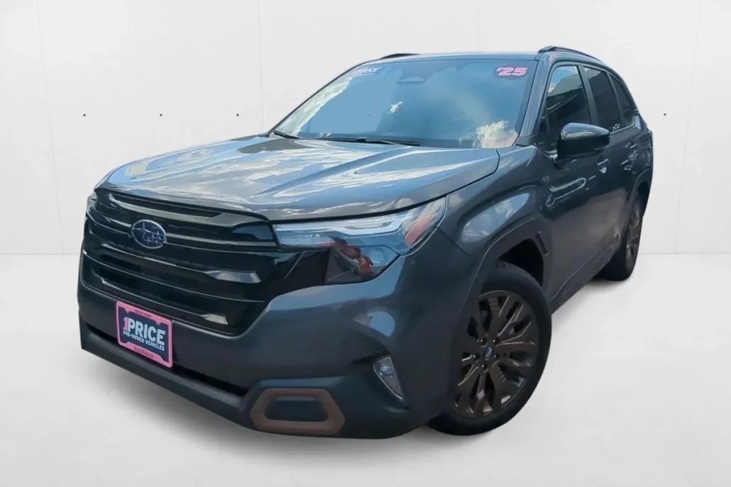 2025 Subaru Forester Sport photo 1