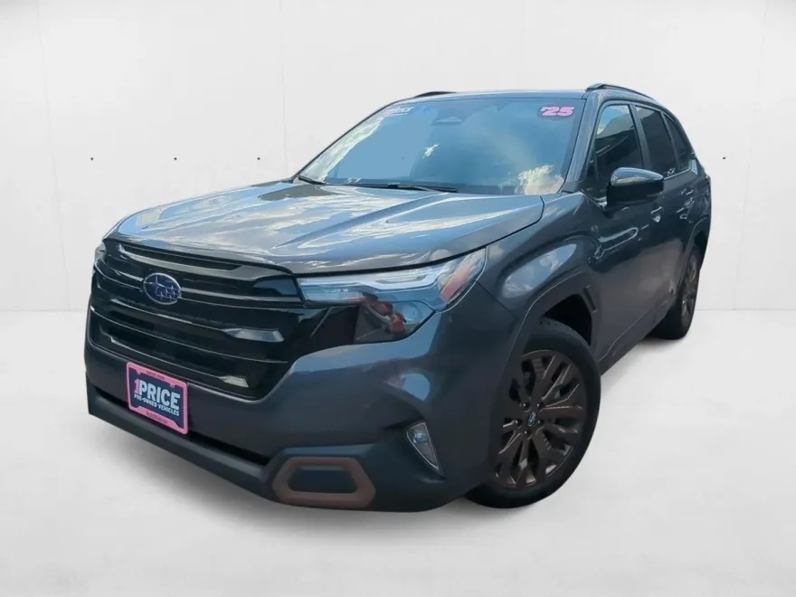 2025 Subaru Forester Sport photo 1