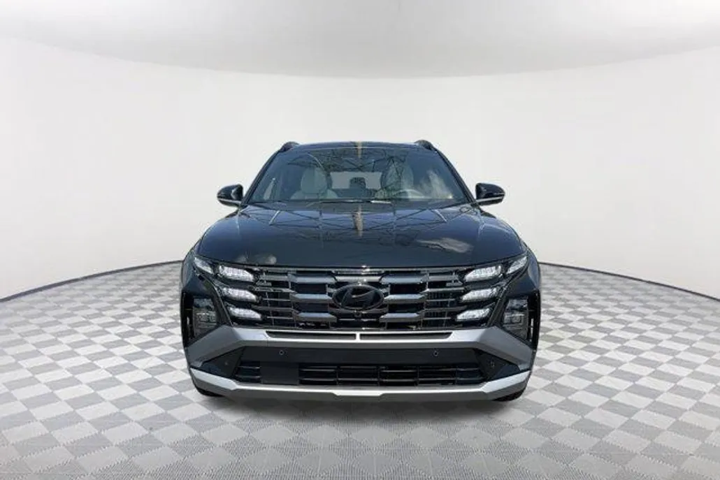 2025 Hyundai Tucson Limited photo 1