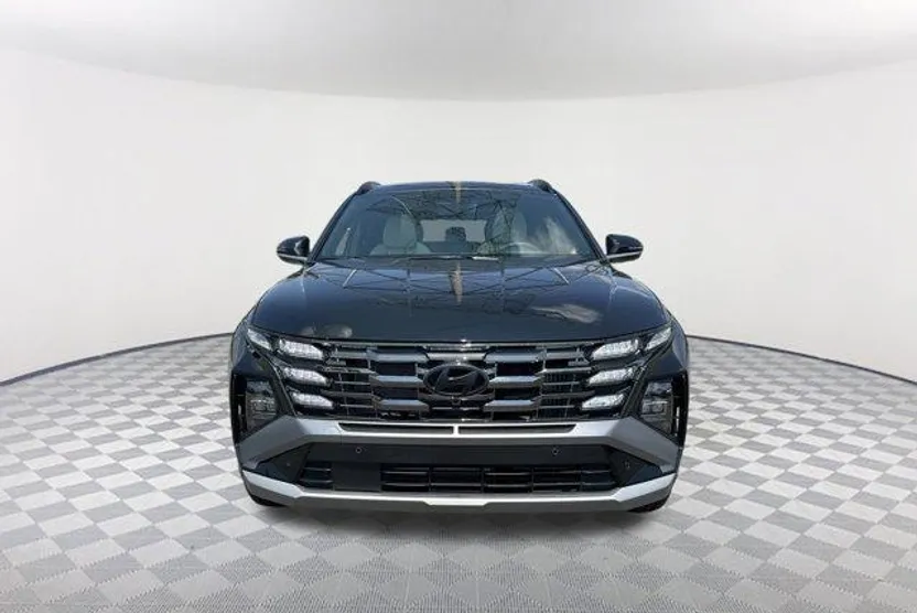 2025 Hyundai Tucson Limited photo 1
