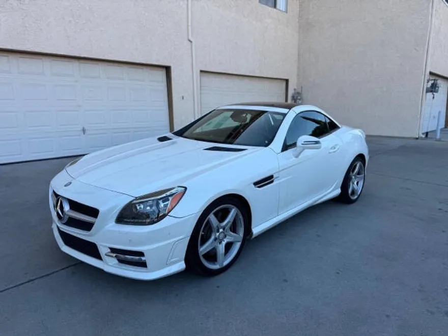 2012 Mercedes Benz SLK 350 photo 1