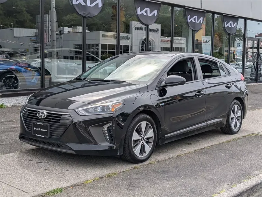 2019 Hyundai Ioniq Plug-In Hybrid photo 1