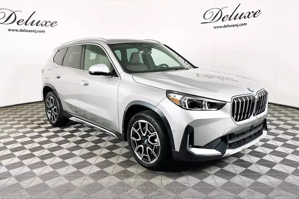 2023 Bmw X1 XDrive28i photo 1