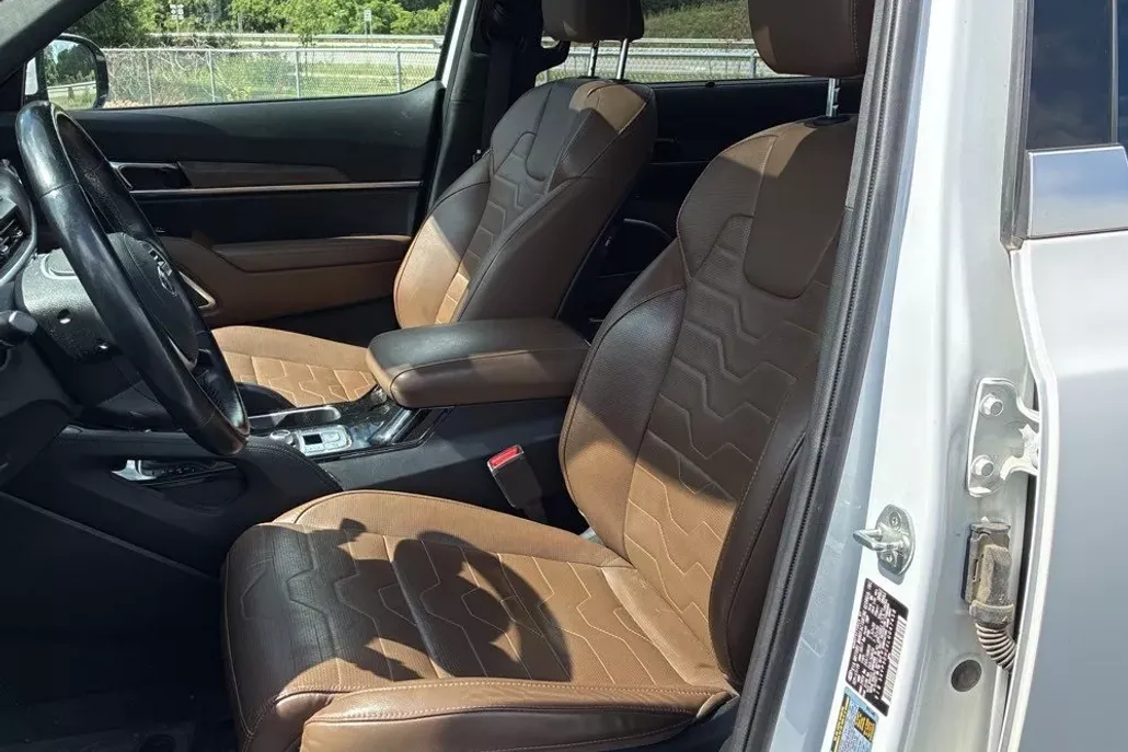 2020 Kia Telluride SX photo 1