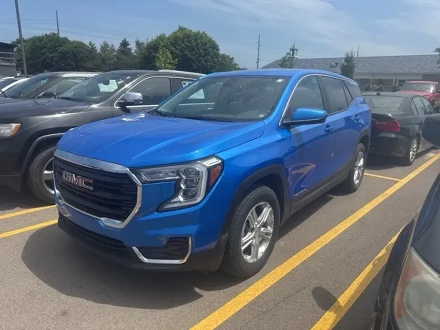 2024 Gmc Terrain SLE photo 1