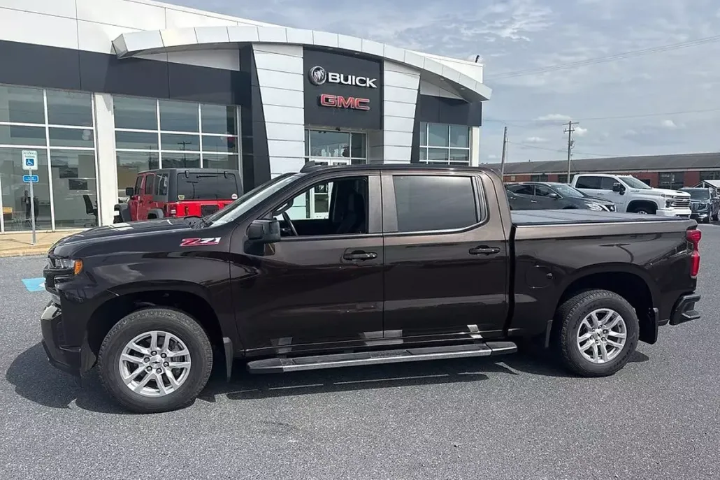 2019 Chevrolet Silverado 1500 RST photo 1