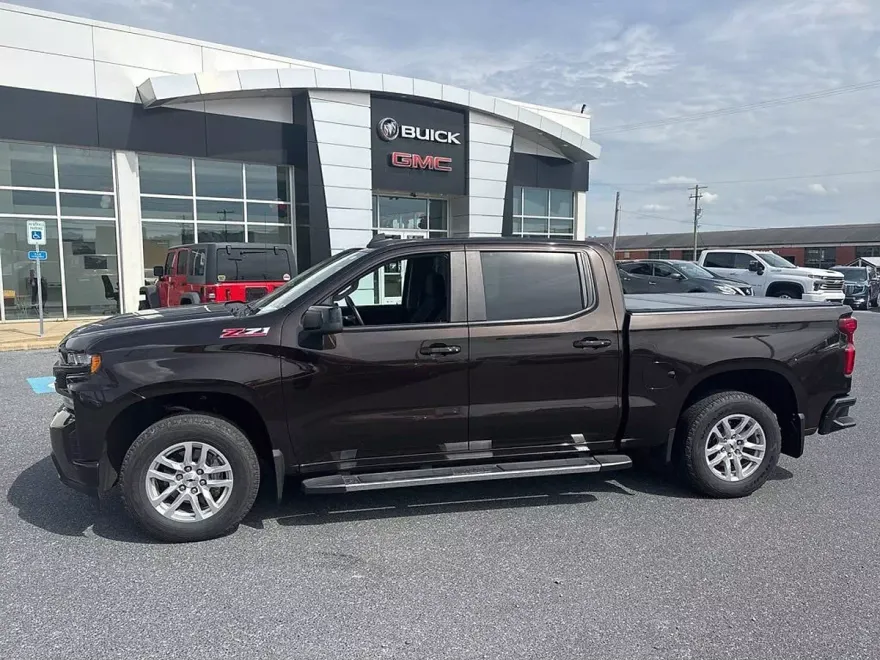 2019 Chevrolet Silverado 1500 RST photo 1