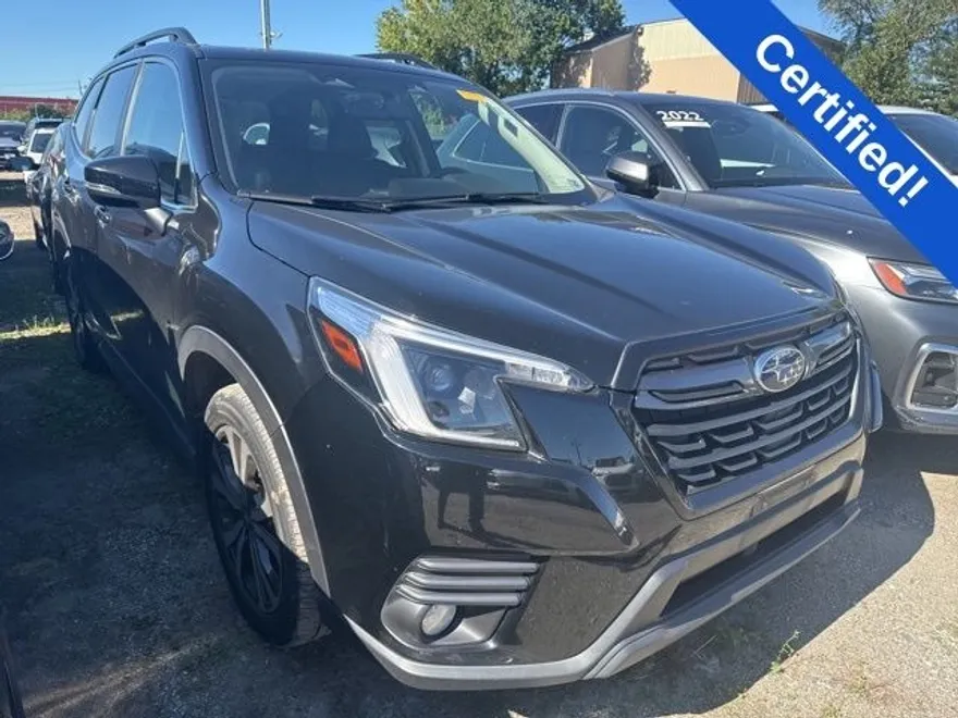 2022 Subaru Forester Limited photo 1