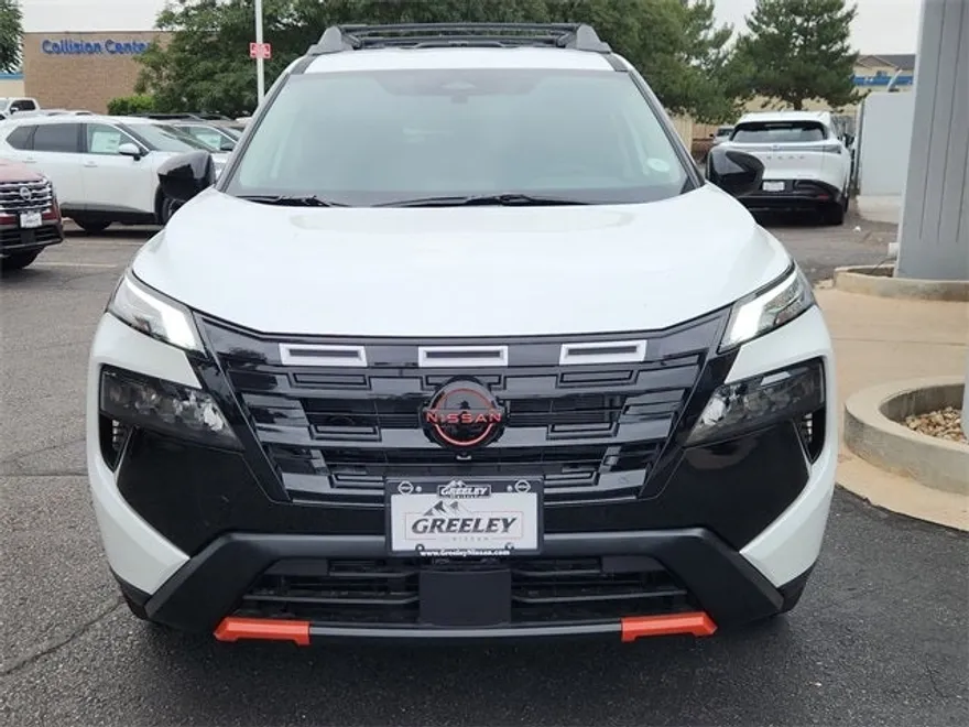 2026 Nissan Rogue SV photo 1