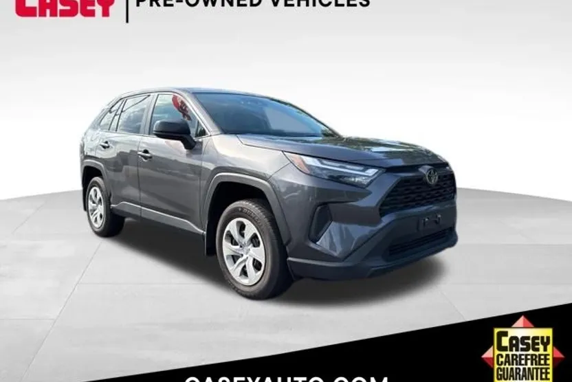 2024 Toyota RAV4 LE photo 1