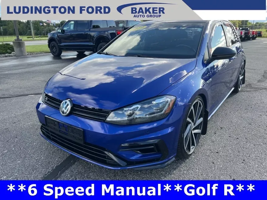 2019 Volkswagen Golf R 4Motion photo 2