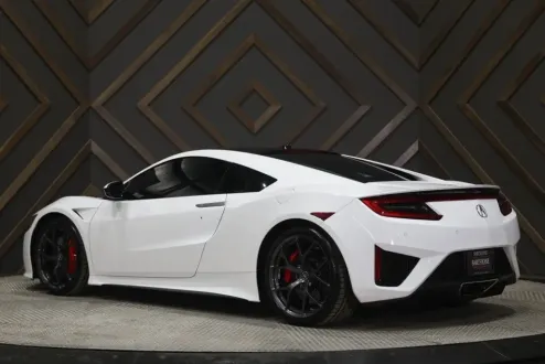 2017 Acura NSX photo 2