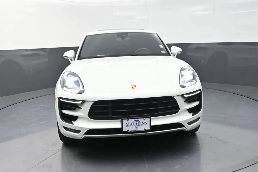 2017 Porsche Macan GTS photo 1