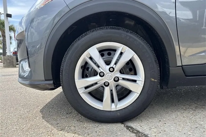 2025 Nissan Kicks Play S photo 1