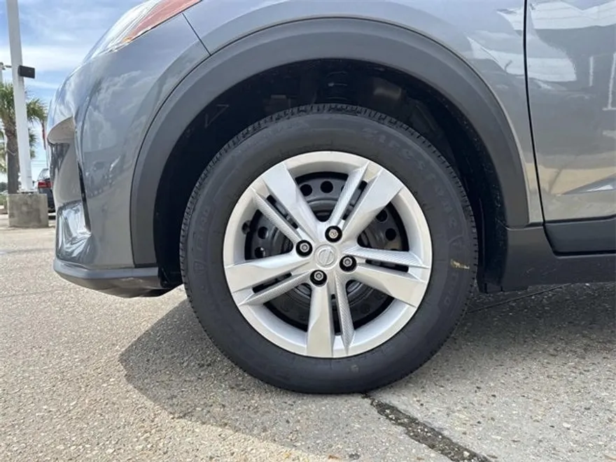 2025 Nissan Kicks Play S photo 1